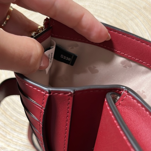 Kate Spade Phone Wallet Wristlet Red Currant - Picture 6 of 8